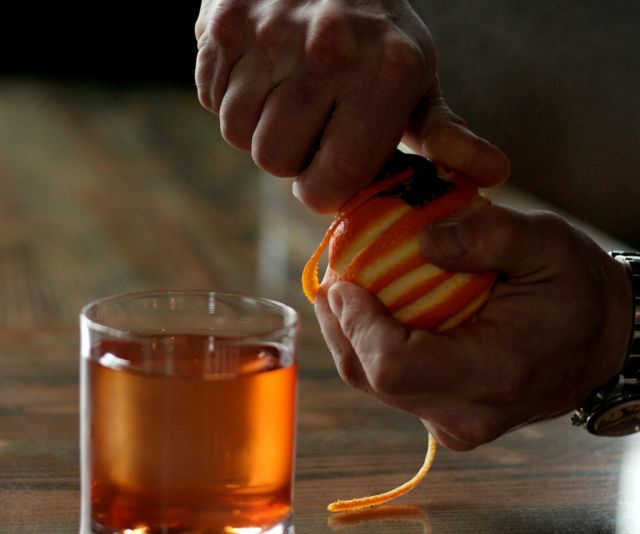 Old fashioned cocktail joli 3 eycimd