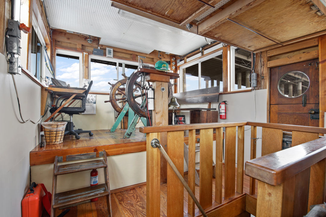 tacoma yacht club boat houses for sale