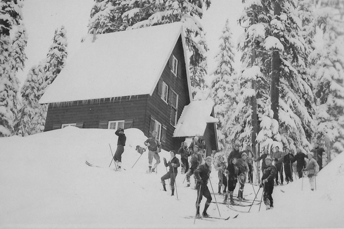 How Ski Clubs and Ski Schools Created Washington Snow Sports - Vimarsana News