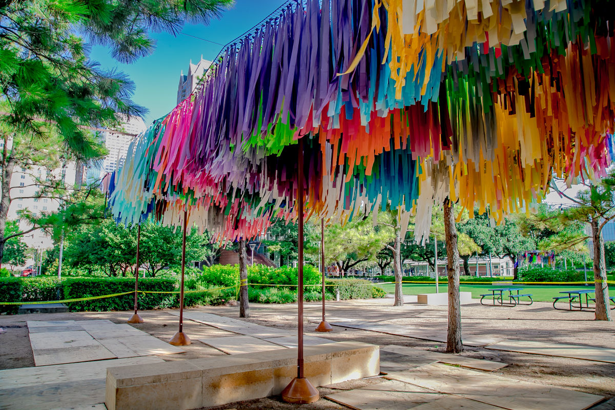 Those Aren't Party Streamers at Discovery Green | Houstonia Magazine