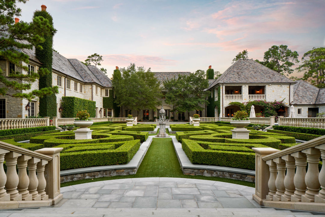 This Memorial Area Manor Is Houston’s Highest Home Sale in History