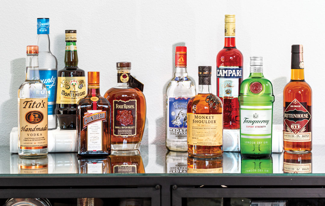 Home Bar Essentials: Everything You Need to Make Great Drinks in 2022