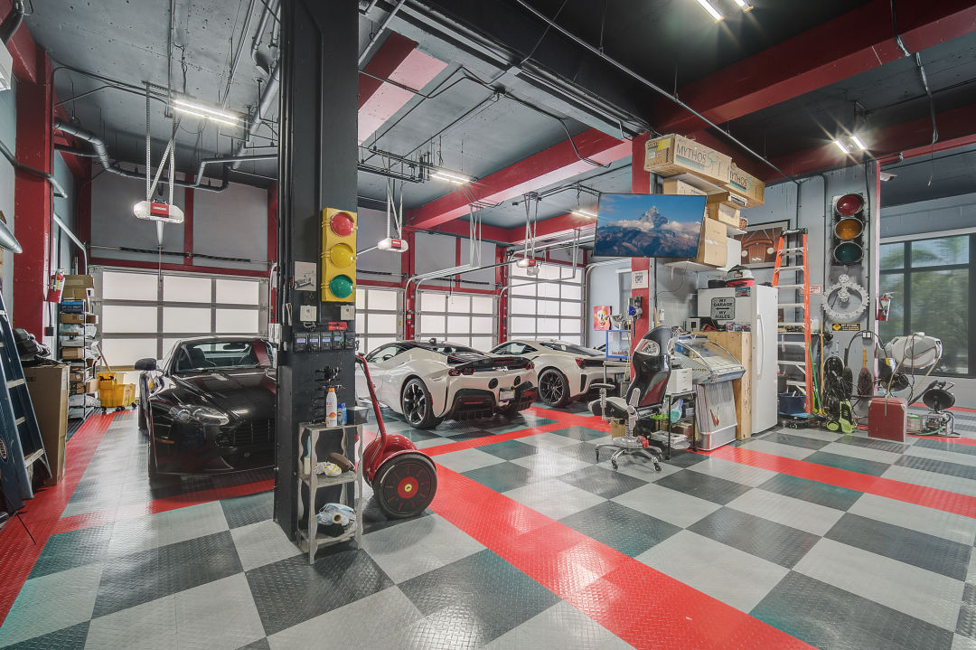 12-car garage interior with Ferraris.