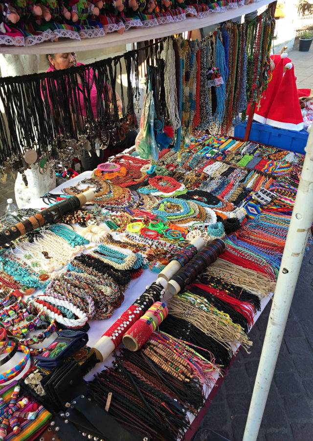 Tlaquepaquestreetvendor taken by miranda bg1edr