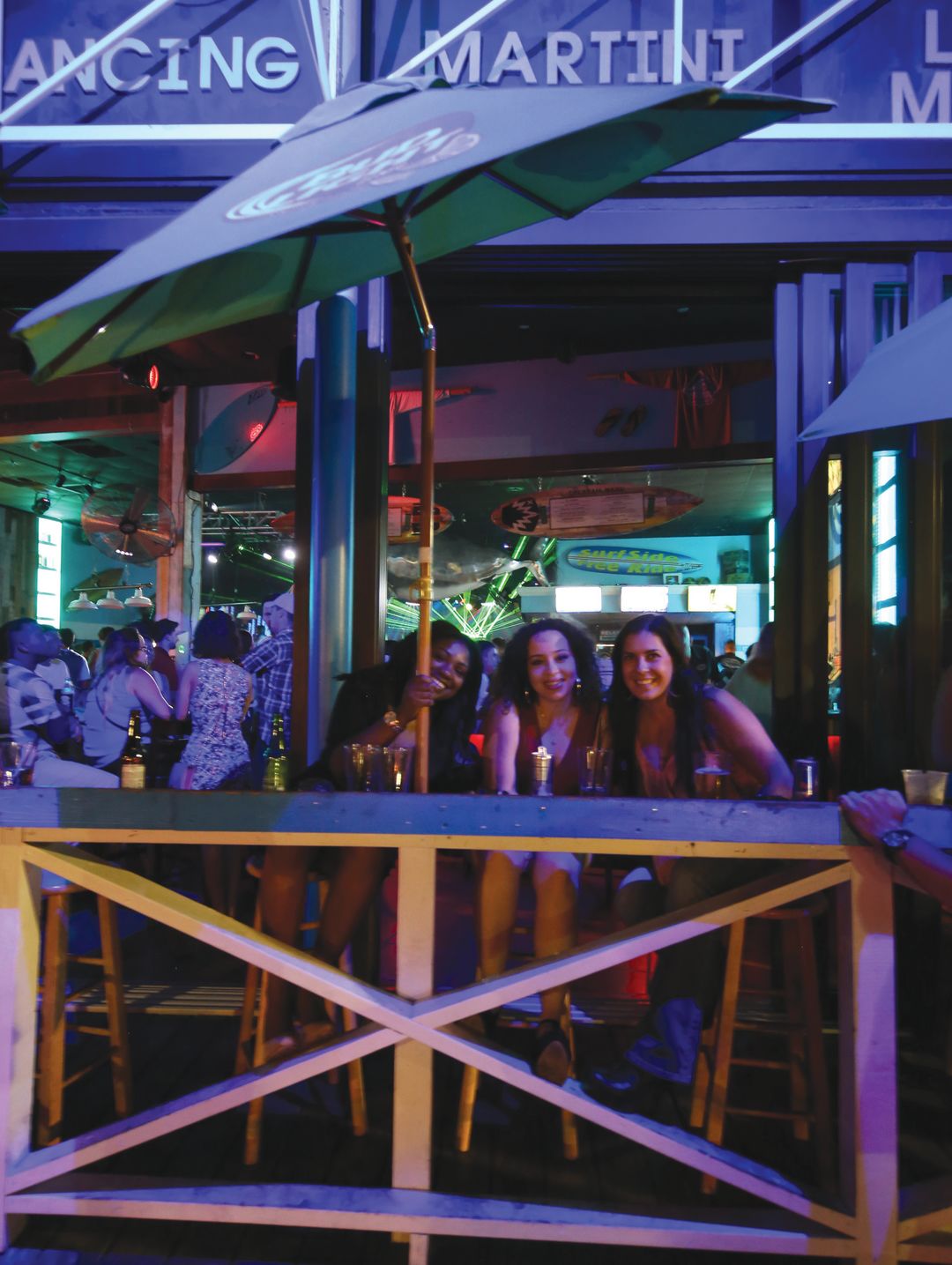 Bars and Clubs For Nightlife - Visit Laguna Beach