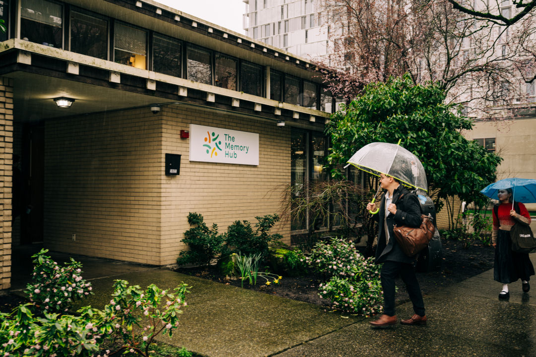 A Renowned Classical Quartet Has Moved Into a Seattle Retirement Facility 4 Balourdet Quartet skyline memory care Chona KasingerDSC 7797 bnmjro