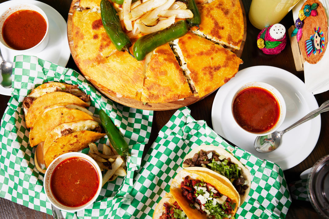 Seattle’s Finest Birria Comes from Burien 1 Birrieria La Sabrosa de Los Mochis amber fouts 57A6715 qjckmg