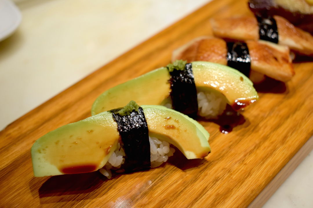 Uchi avocado nigiri y7iegc