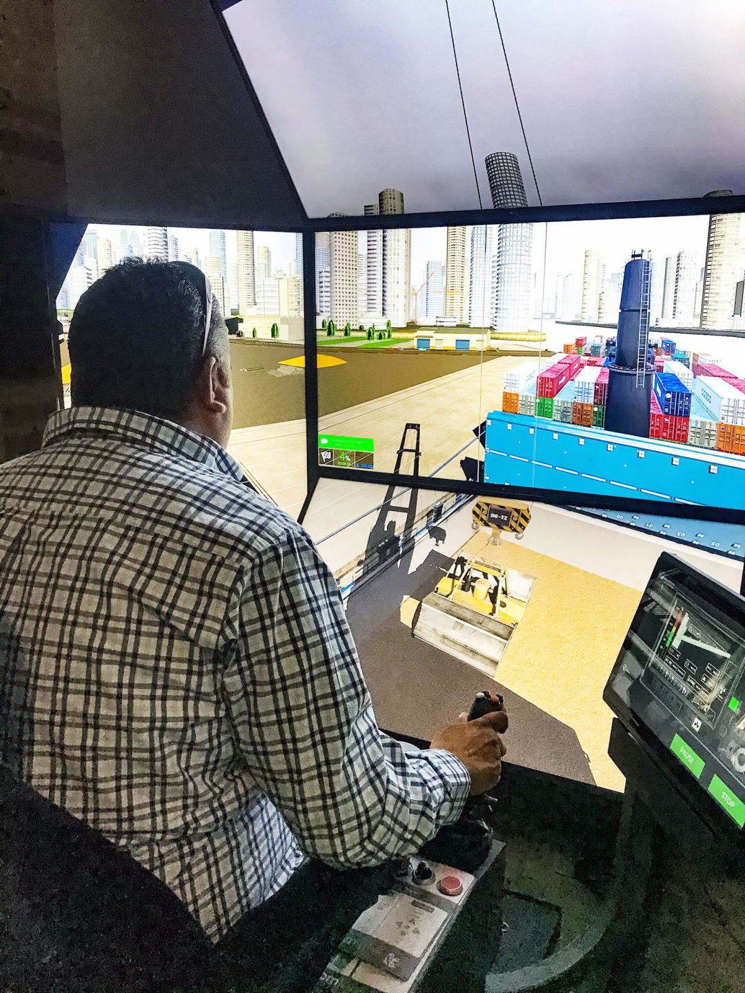 Career fair participants will be able to experience a heavy equipment simulator that demonstrates what it feels like to operate a broad spectrum of machinery.