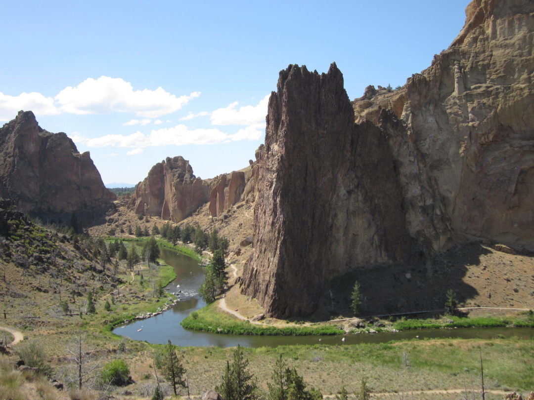 Pomo 0517 eastern oregon smith rock state park uaugal
