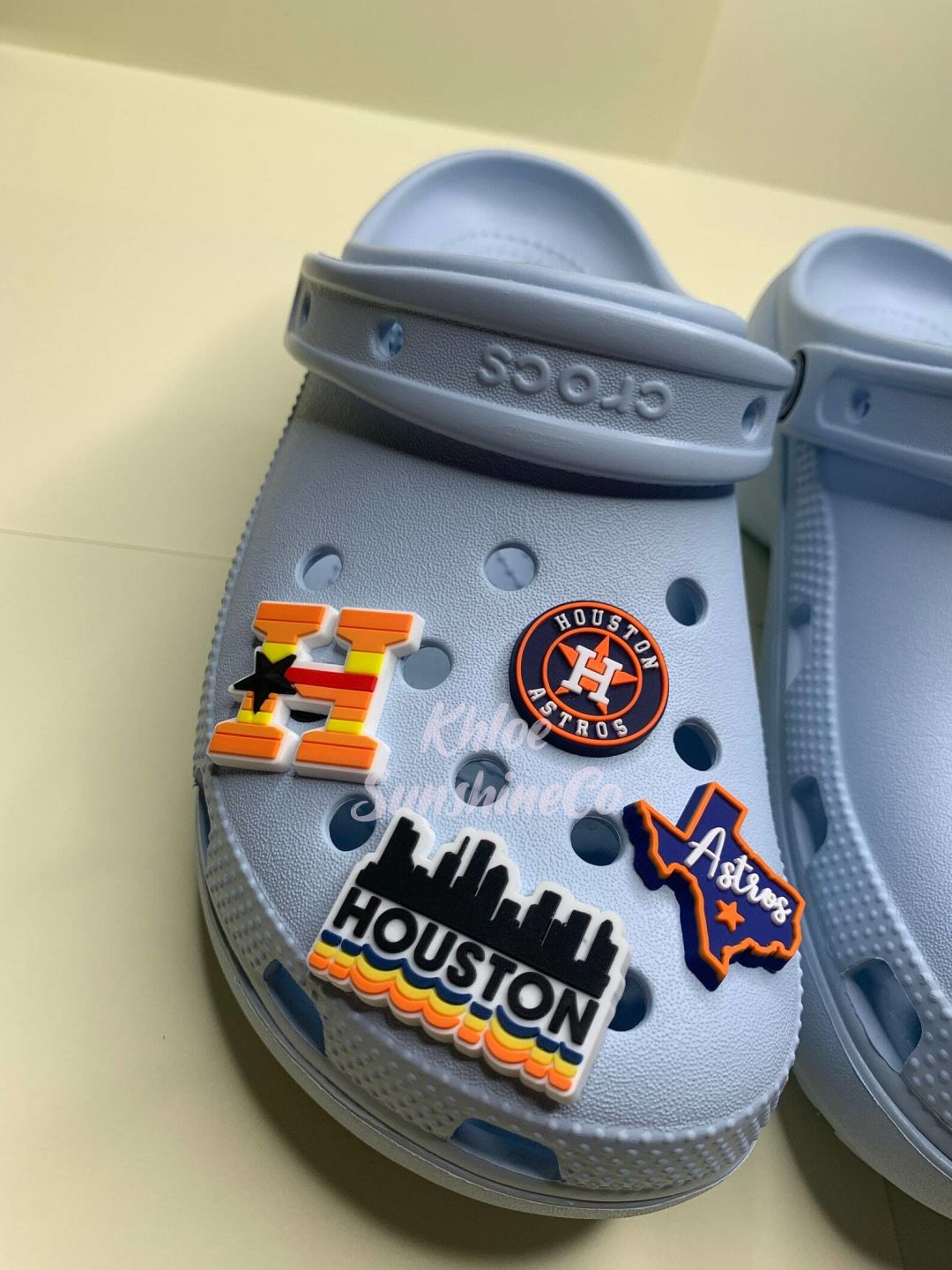 Wear like a champ: Here's where to go to grab your Astros swag made by  locals