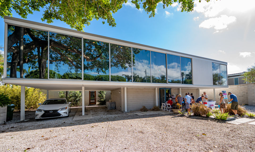 Hiss Studio during MOD weekend home tours in Lido Shores.