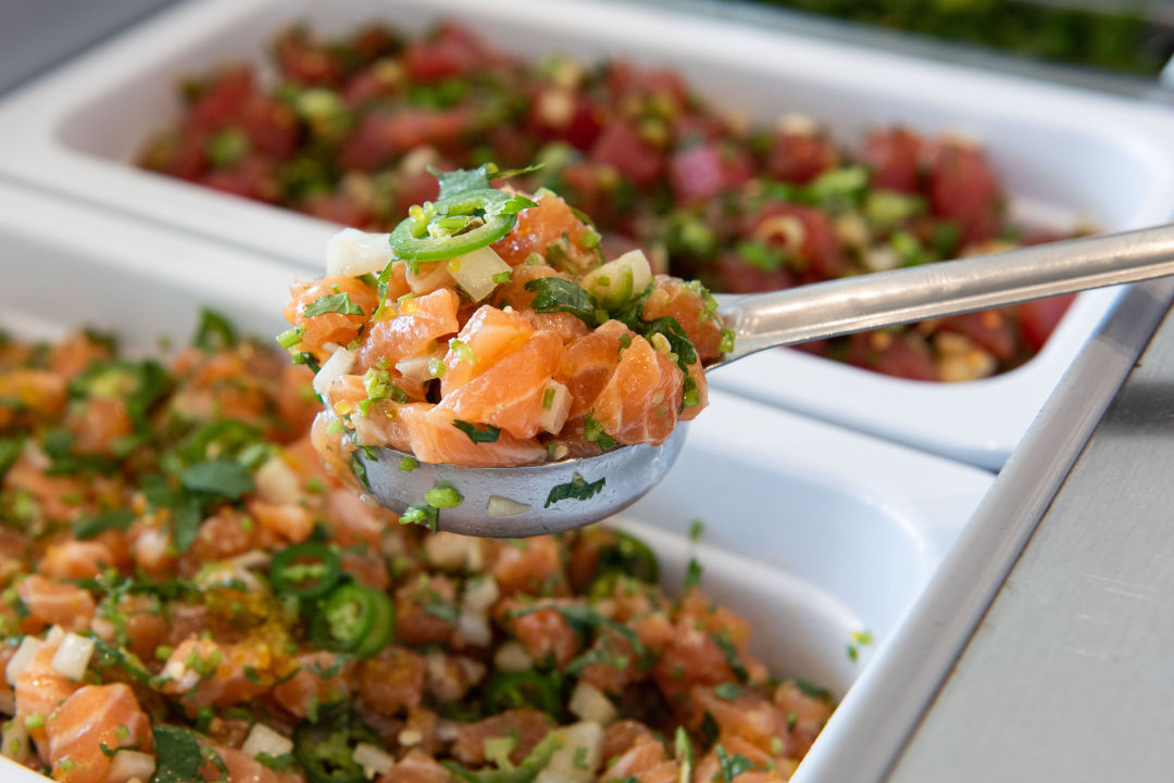 seasweets-poke-best-seafood-restaurant_devin-white_xtbtna Portland’s Best Seafood Restaurants | Portland Monthly