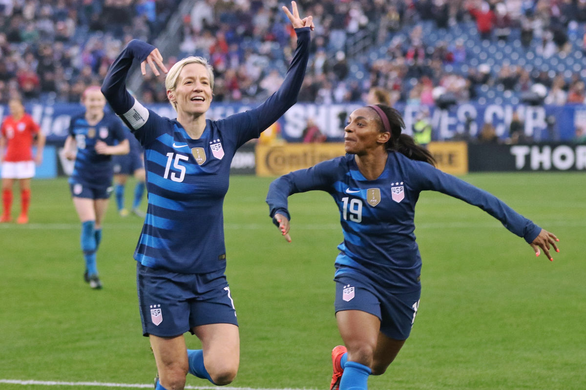 megan rapinoe reign fc jersey