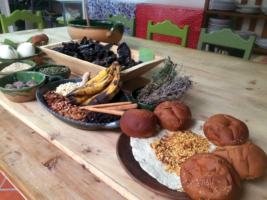 1216 mexico feature mole ingredients oaxaca oynyzv