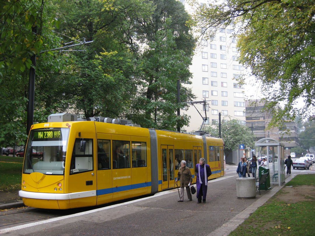 Streetcar yq3ymn