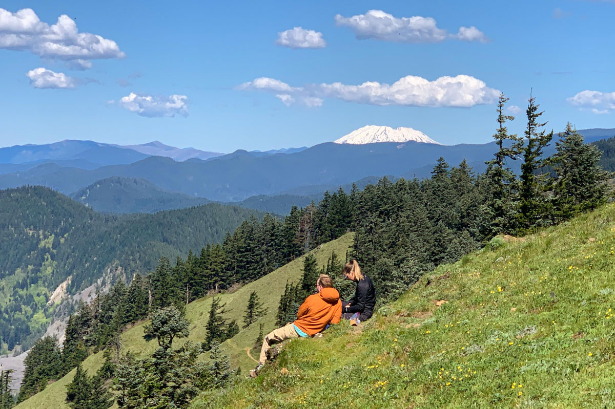 We Hiked Dog Mountain with the Stevenson Free Shuttle