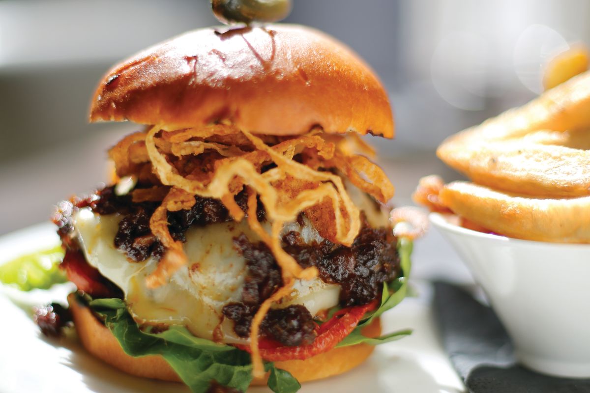 Best Burgers in Sarasota FL Unveiling the Hidden Gems