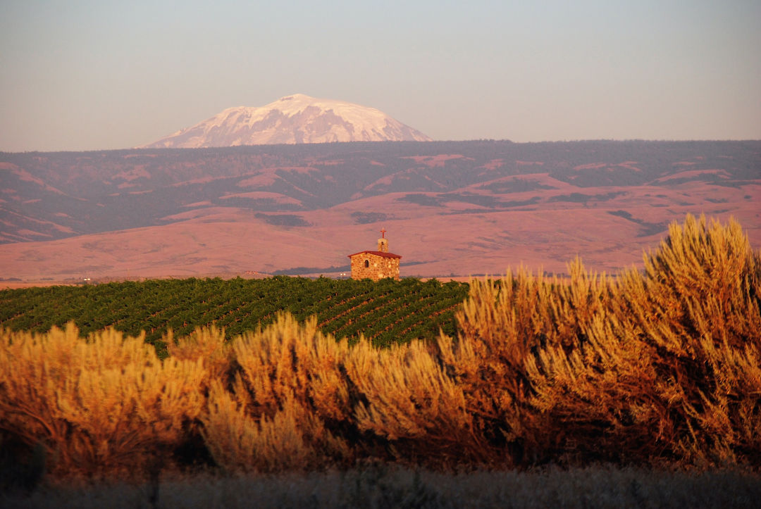 1017 wine country escapes red willow ioaveh