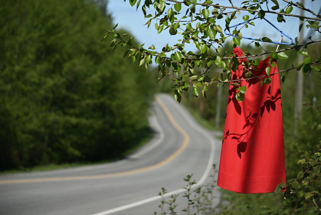 Red dress along highway to represent missing Indigenous women