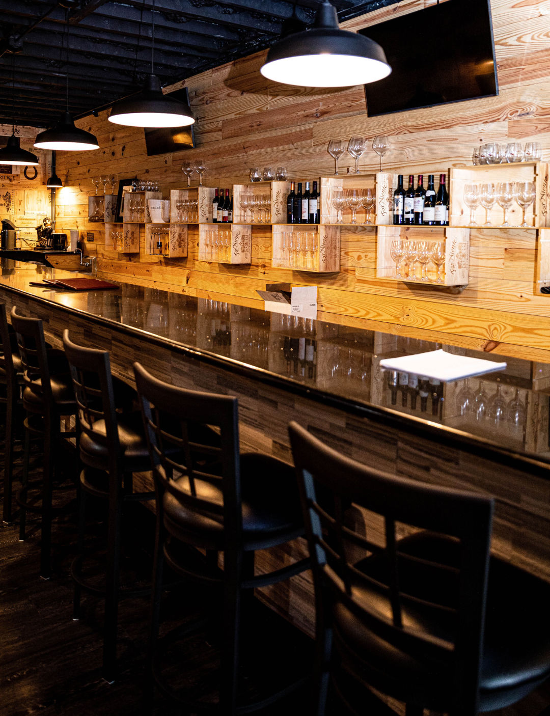 A New Sopranos-Themed Wine Bar Has Opened in Gulf Gate | Sarasota Magazine