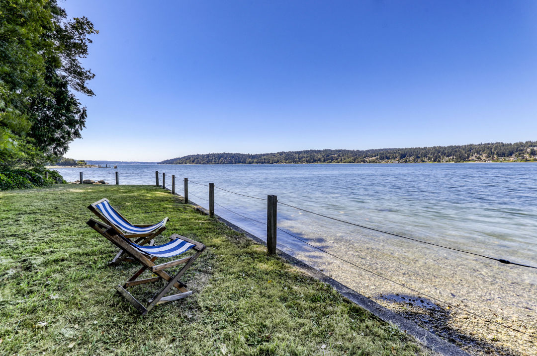 Property Watch A Peaceful Midcentury Retreat on Bainbridge Island