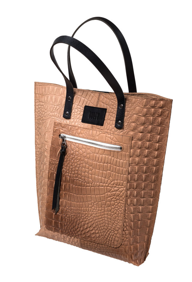 Pomo 0617 trophy case purse usnzau