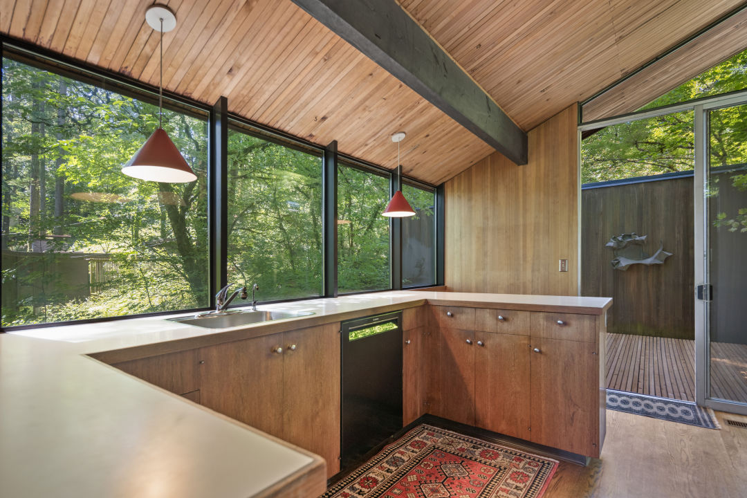 SRHPD_LM_Saint_Helens_LR__49__n222kk Property Watch: Portland's Saul Zaik House Is for Sale for the First Time