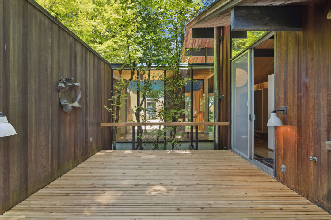 SRHPD_LM_Saint_Helens_LR__4__vqeint Property Watch: Portland's Saul Zaik House Is for Sale for the First Time