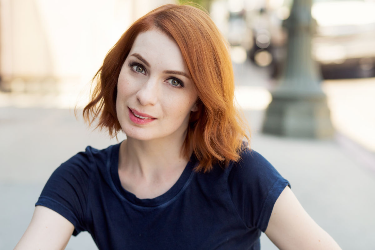 felicia day living room interview