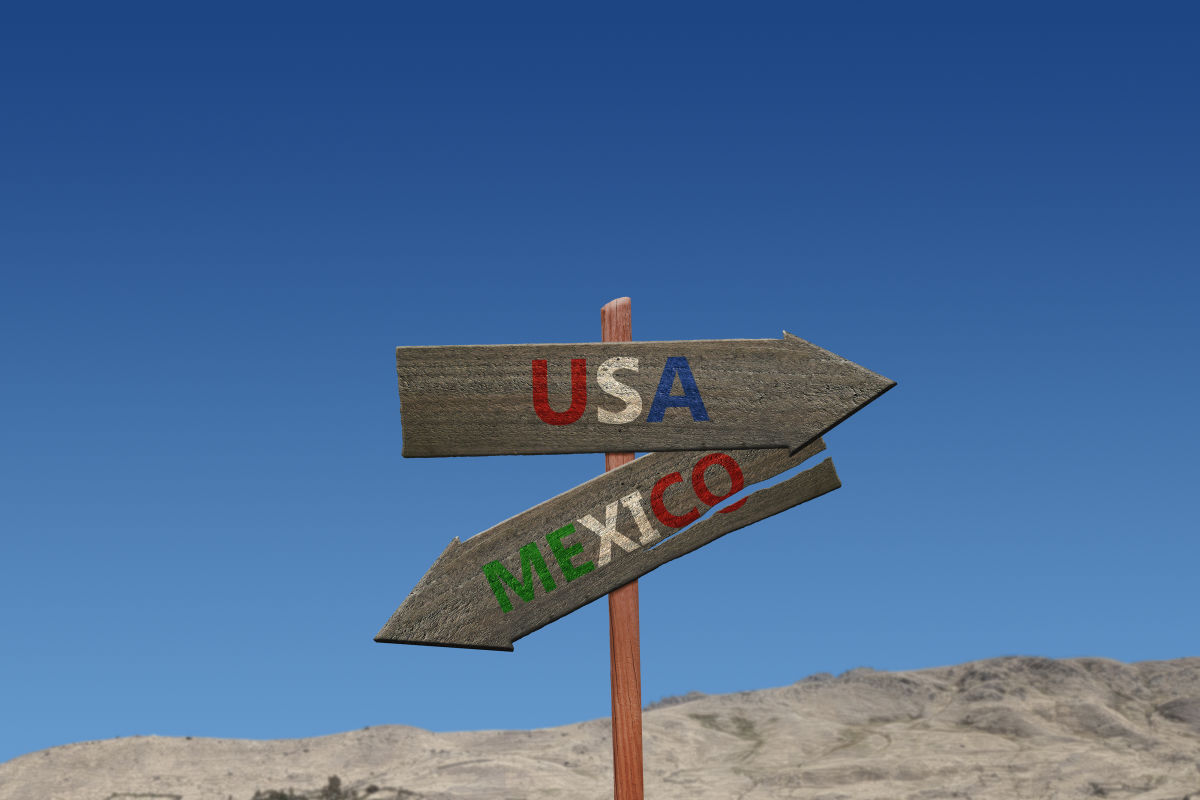 crossing mexico border with driver license