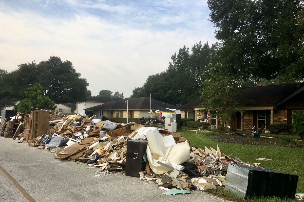 In Order to Rebuild, Houston Needs Its Undocumented Workforce
