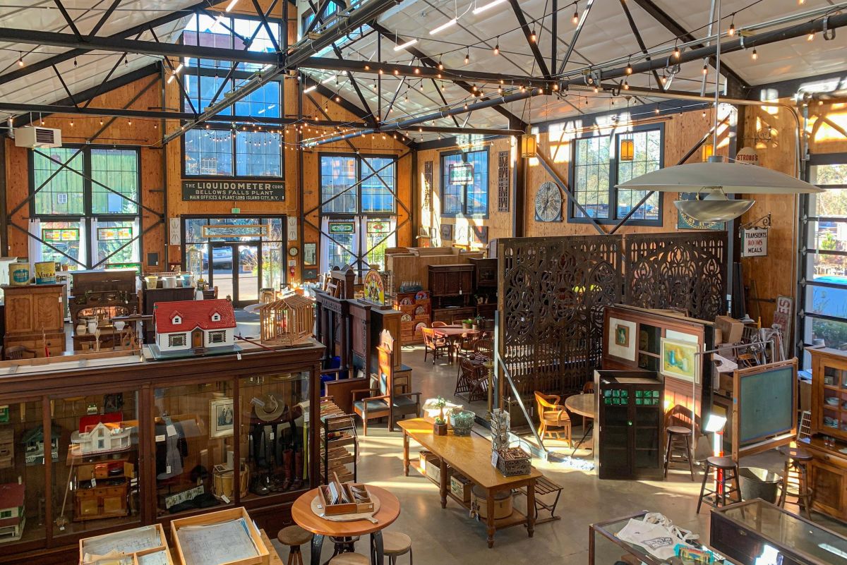 The Antiques Mecca of Aurora, Just 2 Buses Away