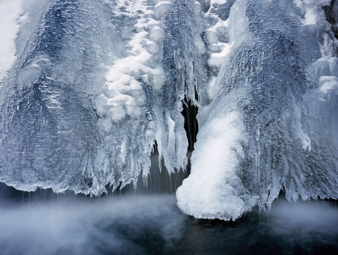 Ice shelf bbycc4