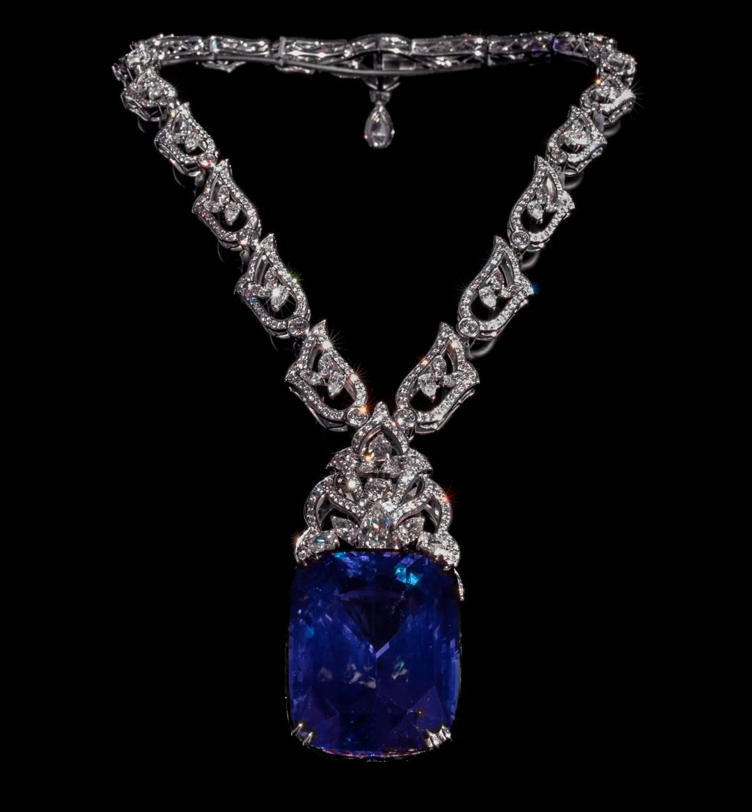 Siren of Serendip blue sapphire