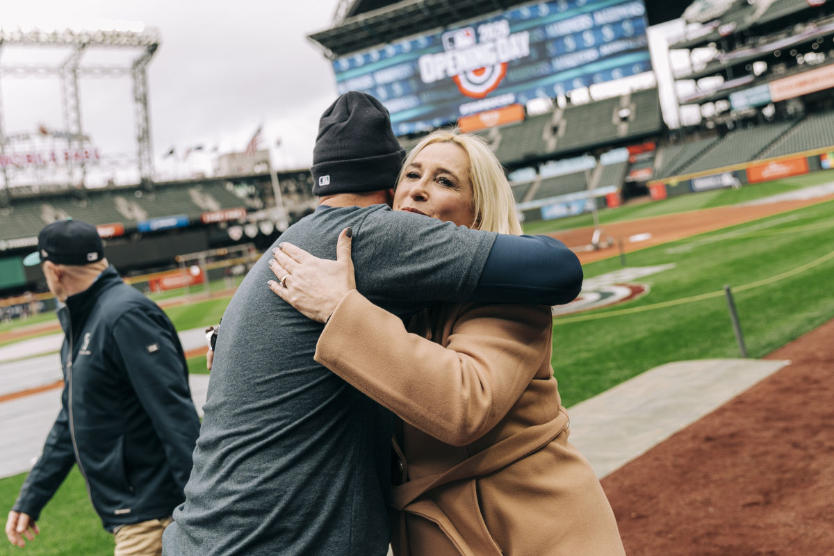 How Angie Mentink Made It Back in the Booth After an Offseason Stroke