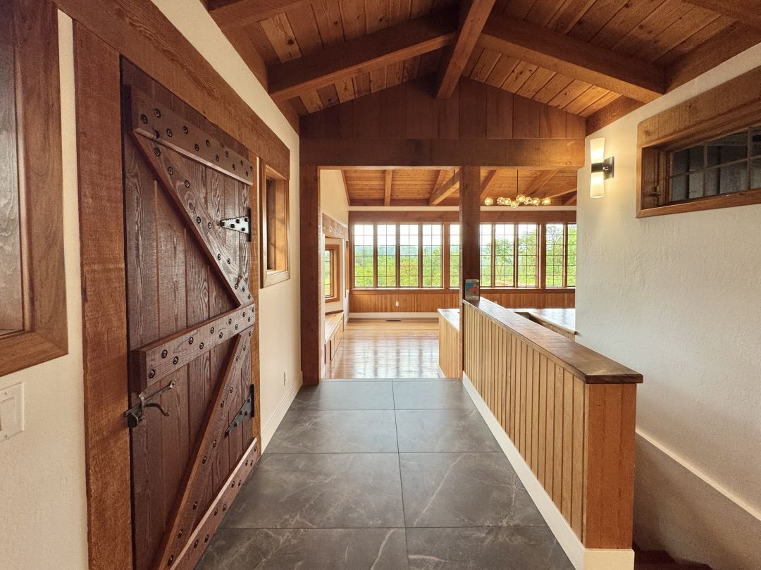 13FrontDoor_miprba Property Watch: A McMinnville Commune Where Steve Jobs Picked Apples
