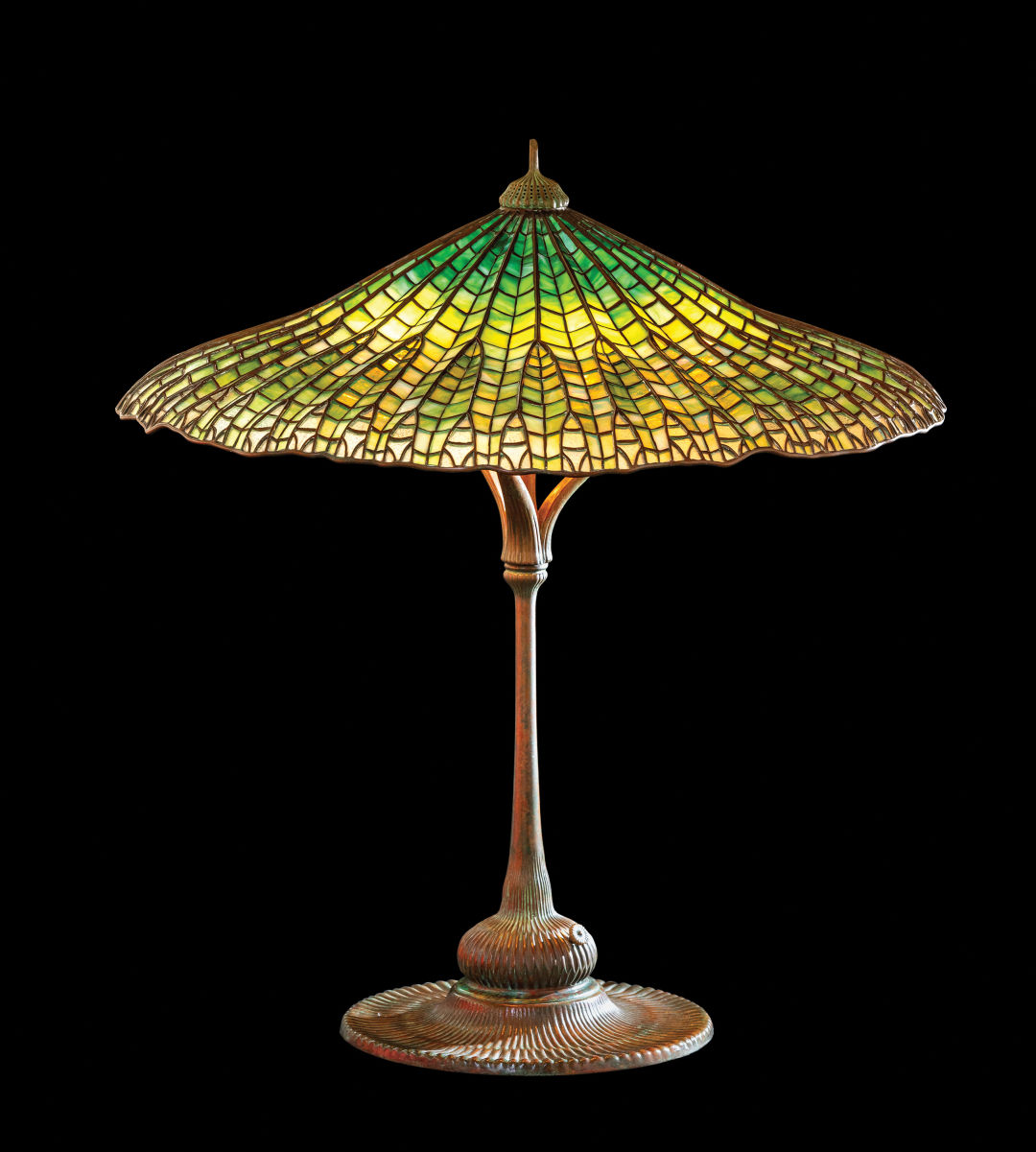 Library Lamp. Lotus, Pagoda design, 1905 - Louis Comfort Tiffany 