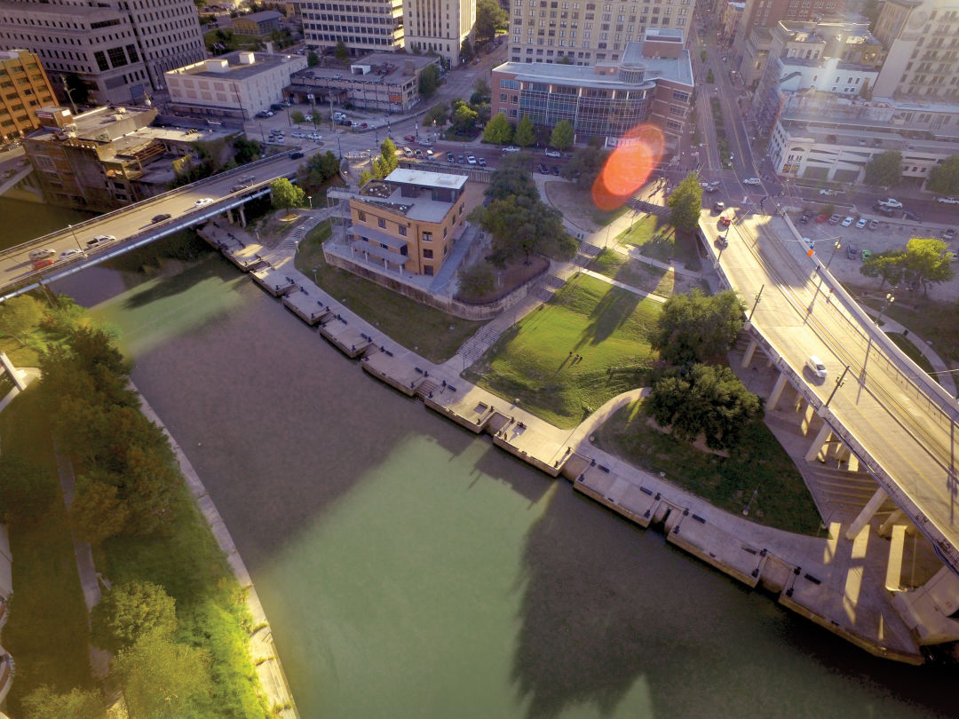 0217 buffalo bayou park allens landing b7mcc6