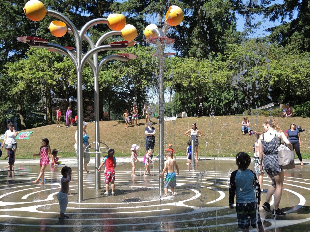 Aquatic Playgrounds: Beechview Spray Park