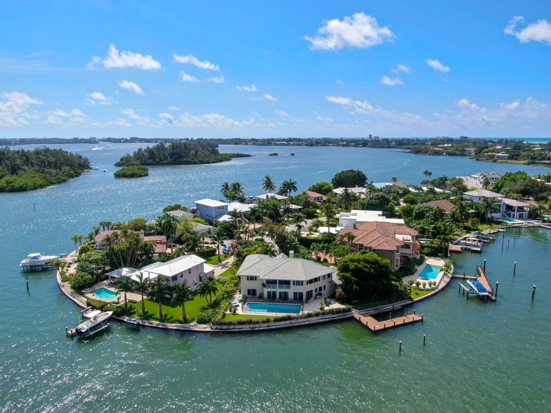 Homes in Sarasota's Bay Island neighborhood.