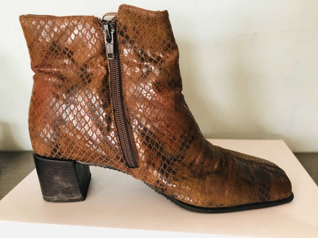 Easy Spirit ankle boot