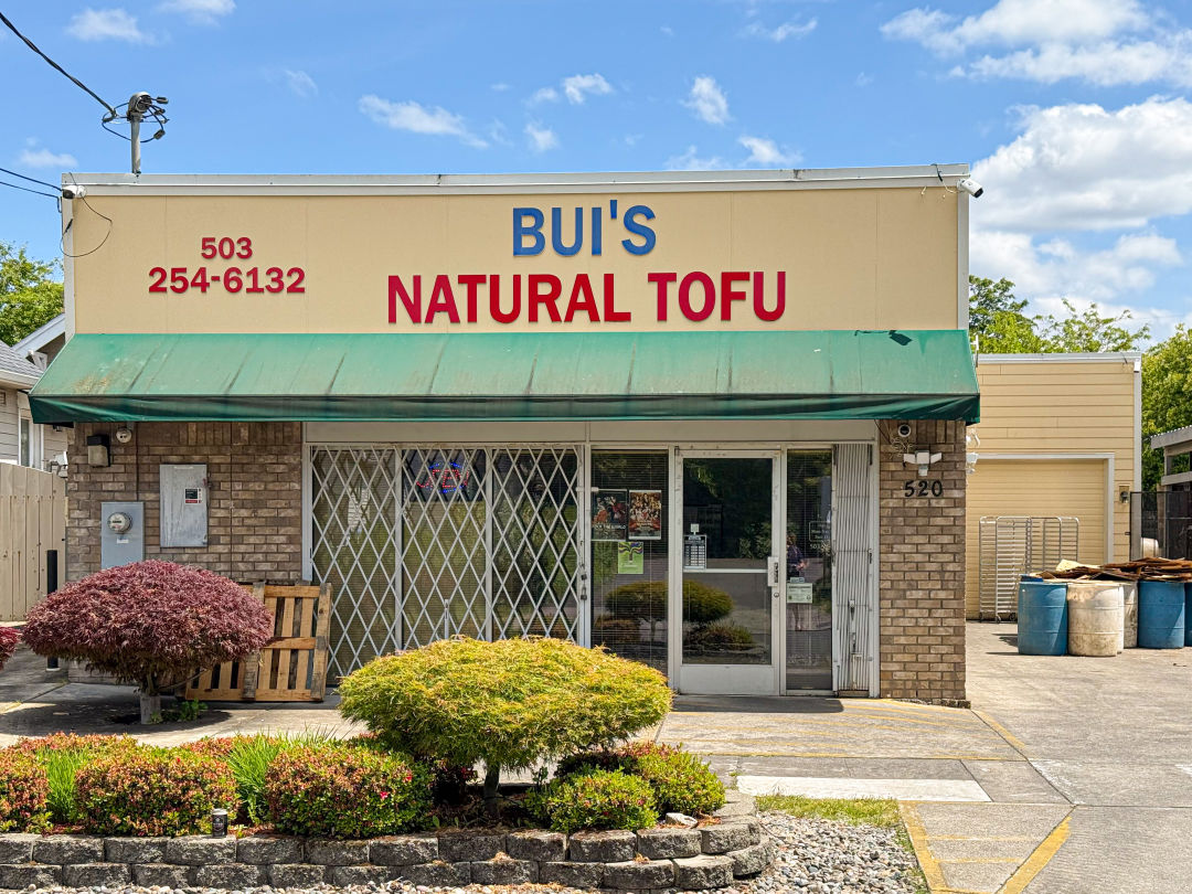 buis-natural-tofu-cheap-eats-affordable_michael-novak_tjgosa Cheap Eats: The Best Budget-Friendly Dining Options in Portland