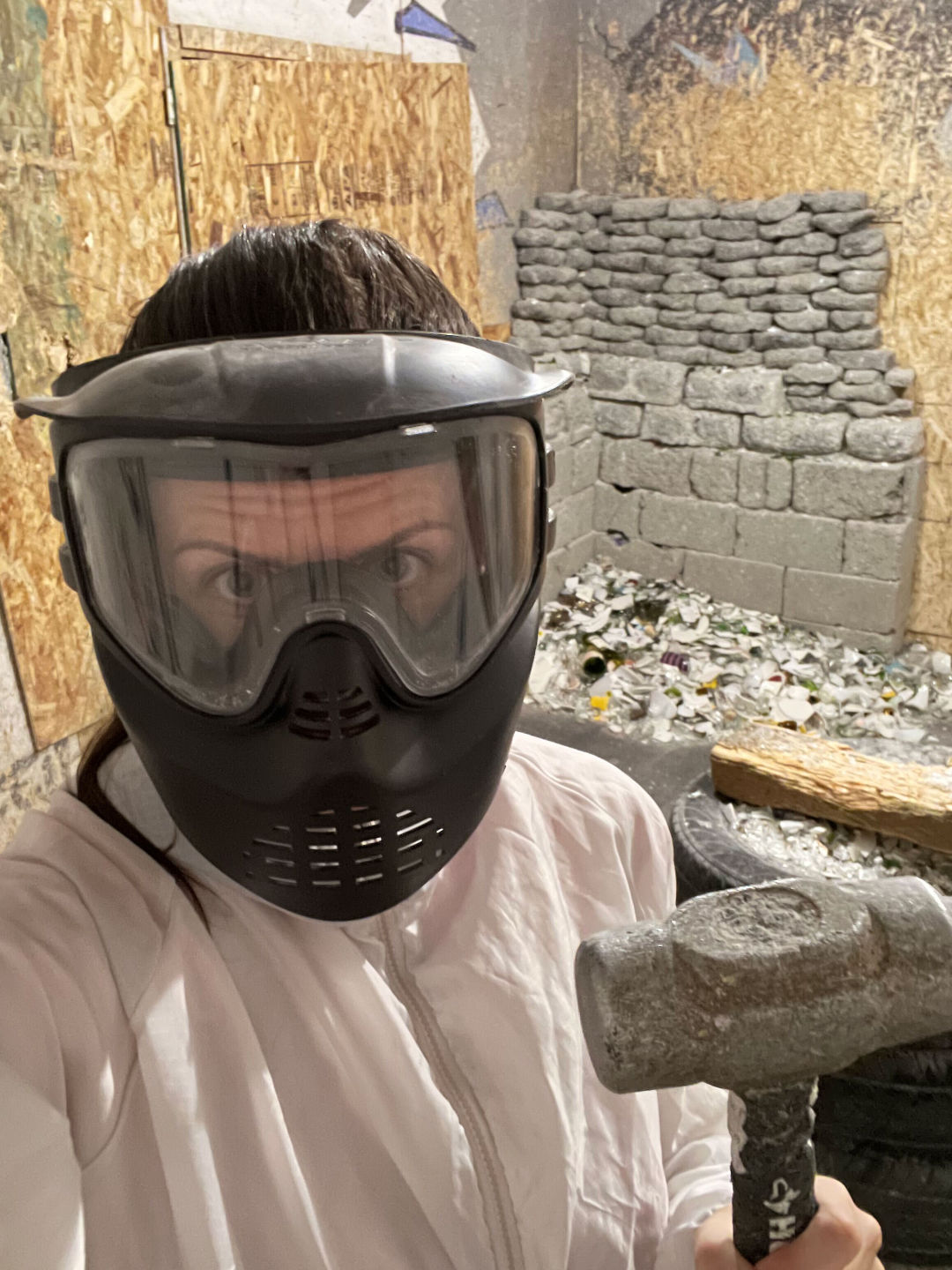 Can Breaking Stuff Assist You Keep away from Breaking Down? 5 RAGE ROOM portrait ginepo