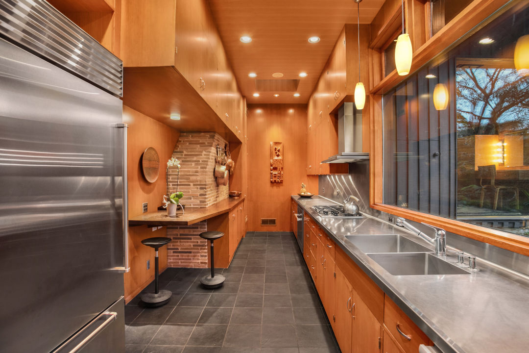 Property Watch In Oak Grove A Modernized Pietro Belluschi Home Portland Monthly property-watch-in-oak-grove-a-modernized-pietro-belluschi-home-portland-monthly
