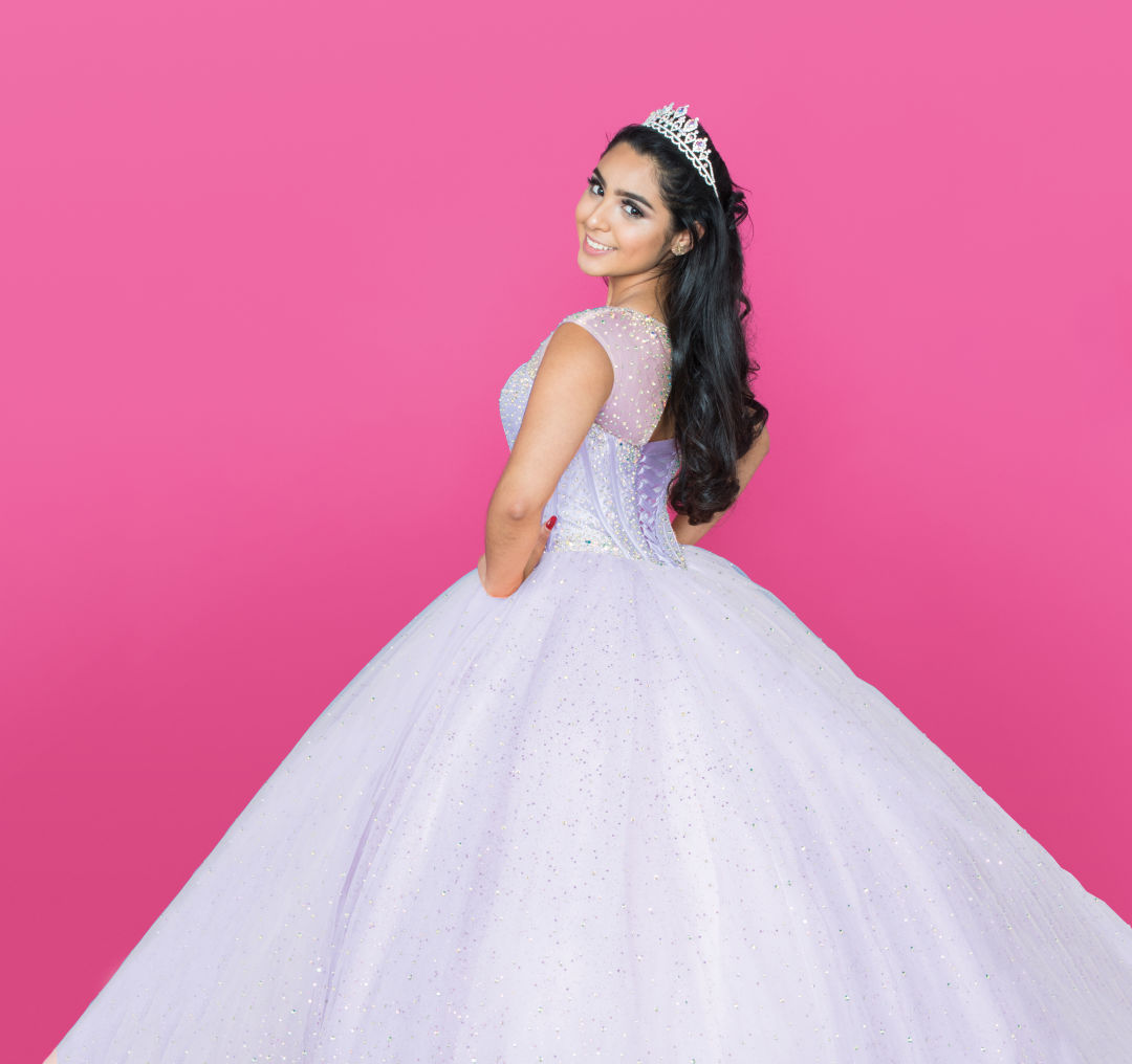 What Goes Into a Modern Quinceañera? | Houstonia