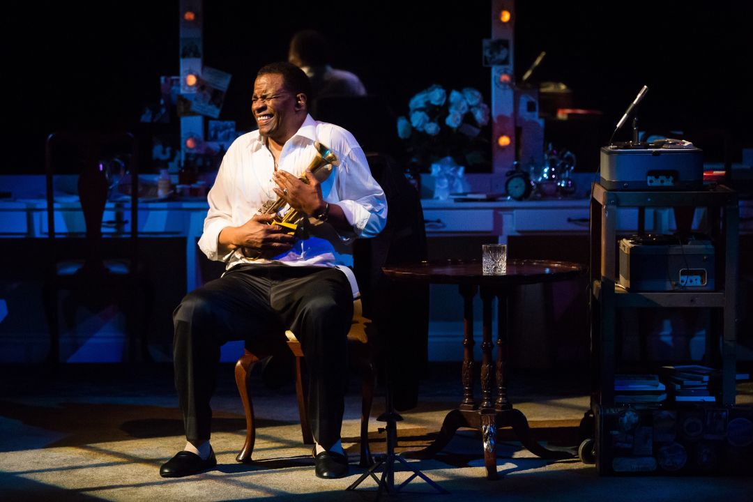 Alley theatre satchmo photographer lynn lane 87 dgazqw