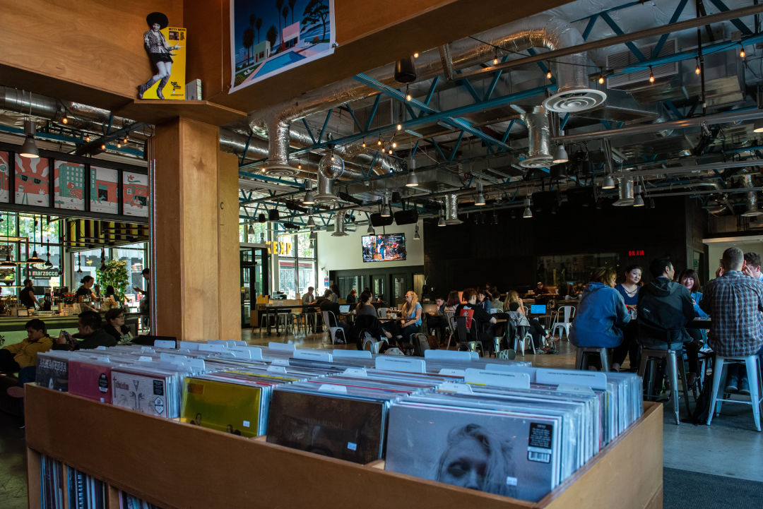 KEXP Goes Dwell within the Bay Space 3 KEXP 2019 Nataworry 0050 web ezvpfs
