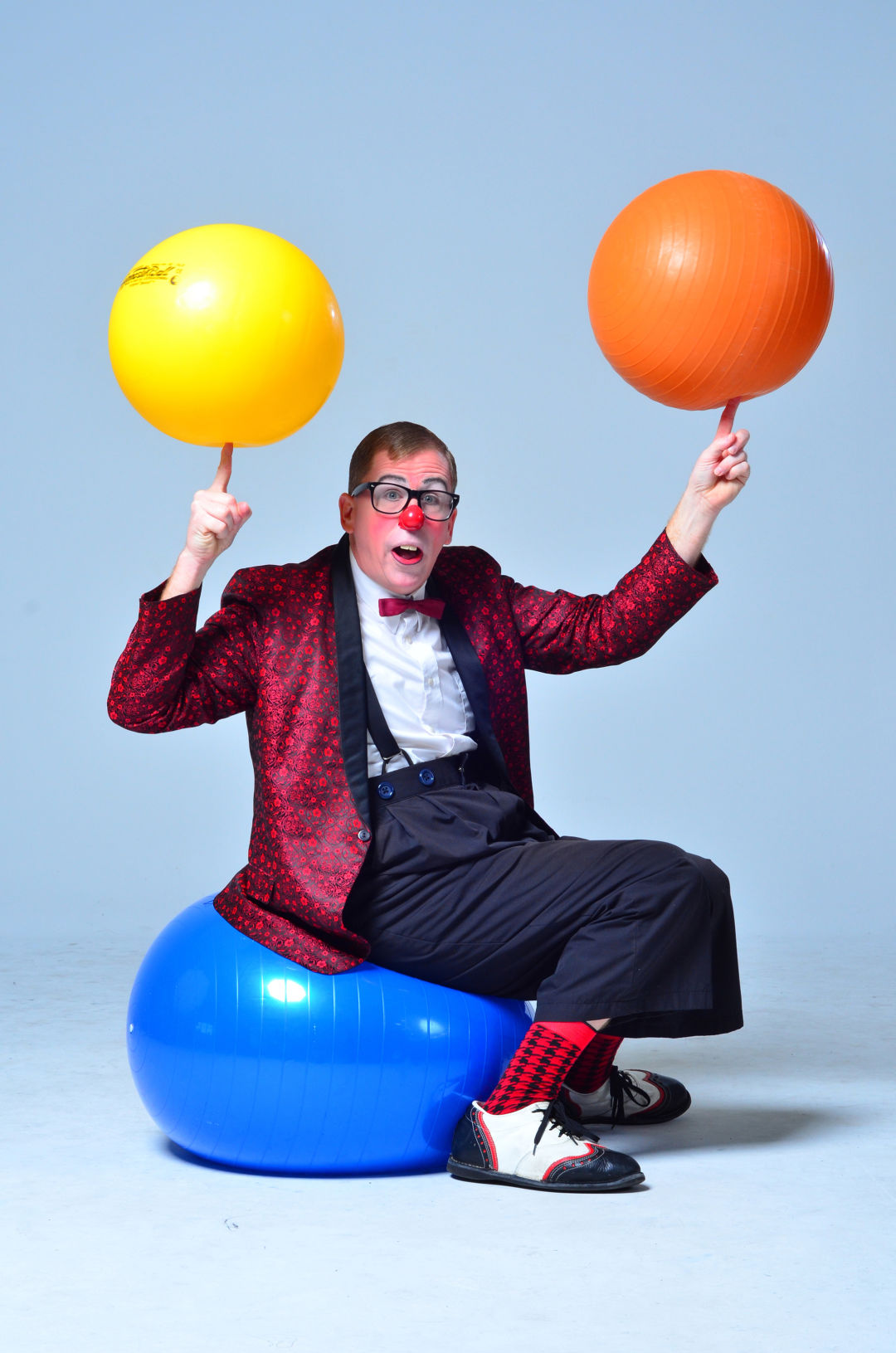 Chris Allison performs during the Summer Circus Spectacular.
