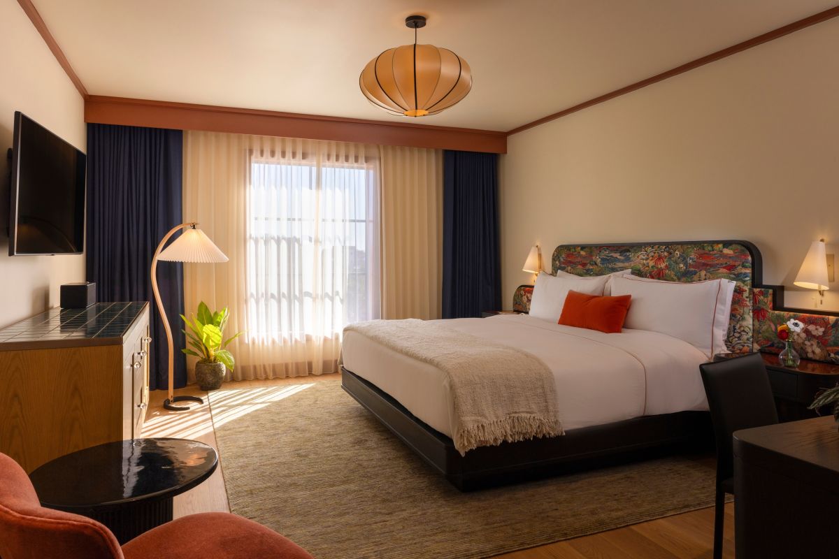 The Houston Hotels Worth Every Penny